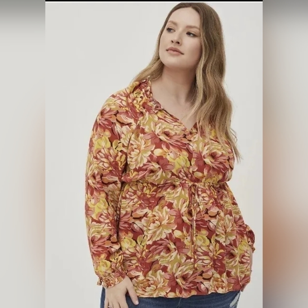 TORRID Floral Peasant Top